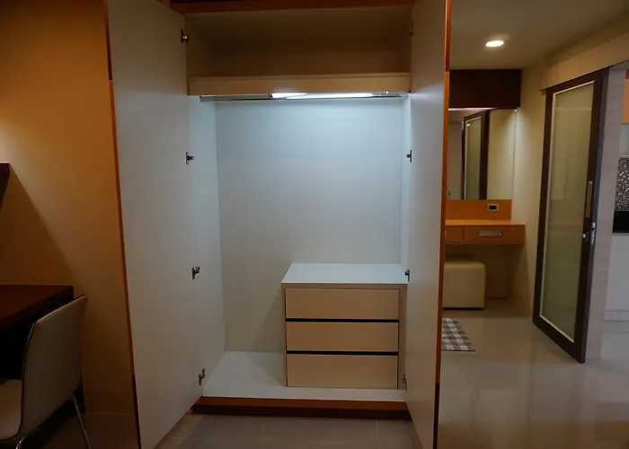 Apartment Mansion Bangkok